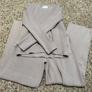 FIGS Beige Ribbed Knit Sweater and Pants Lounge set